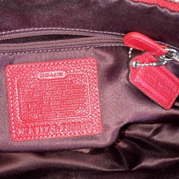 RARE RED COACH SATCHEL BAG large - Picture 8 of 13